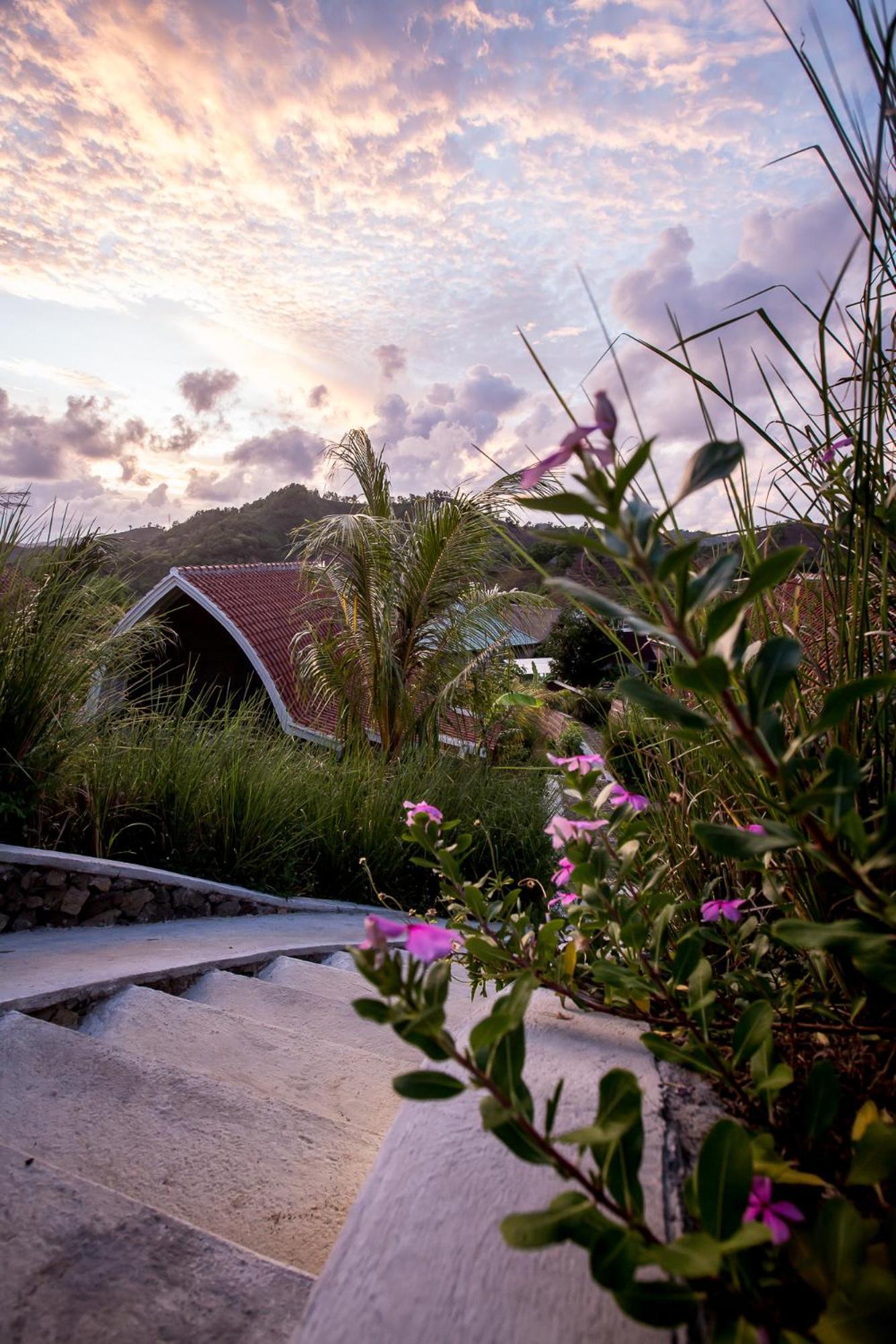 Drop In Surf Lodge Kuta  Bagian luar foto