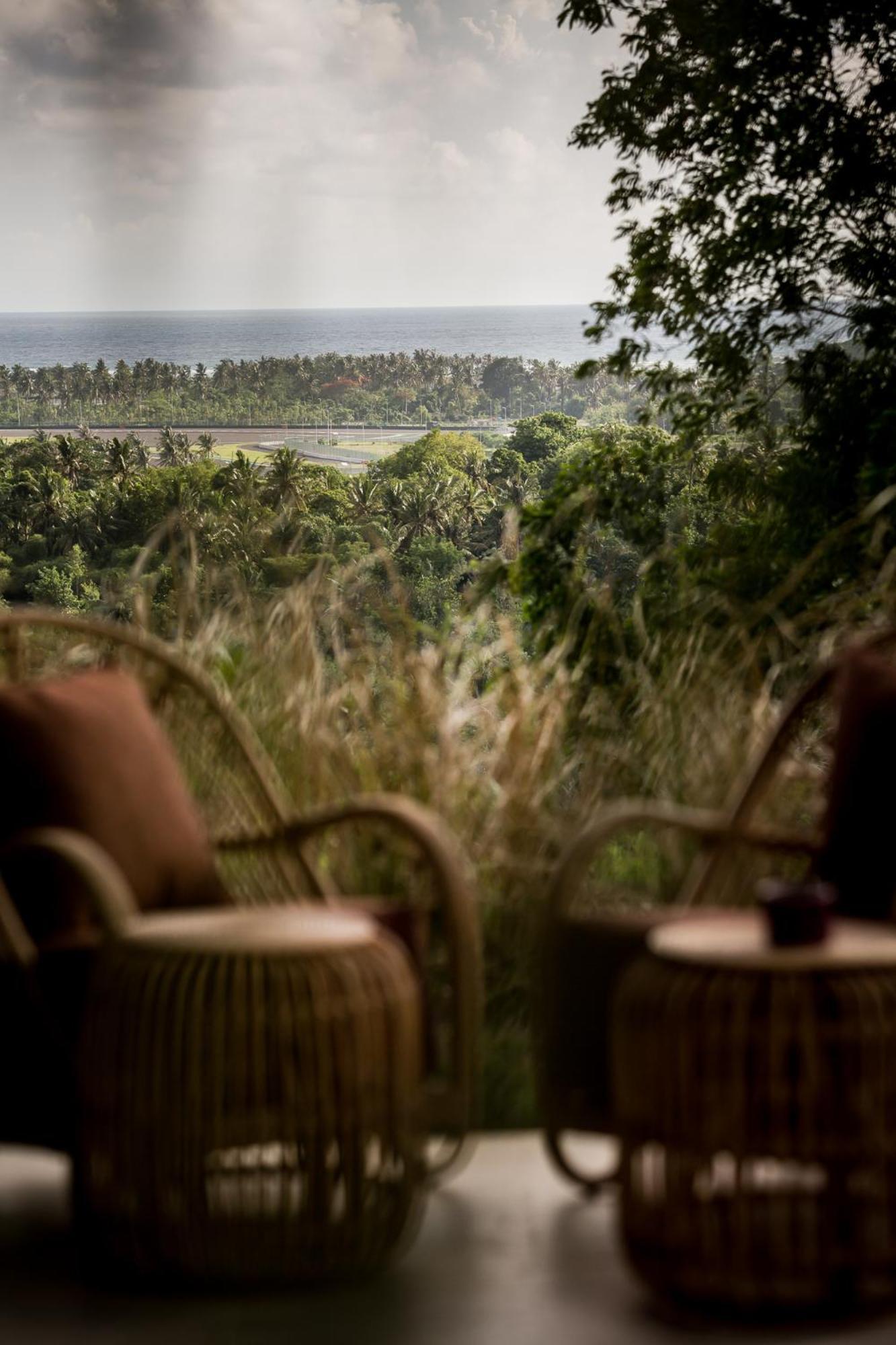 Drop In Surf Lodge Kuta  Bagian luar foto